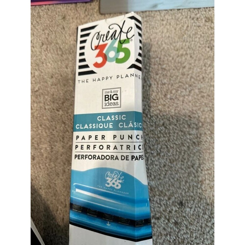 Happy planner 9 hole punch